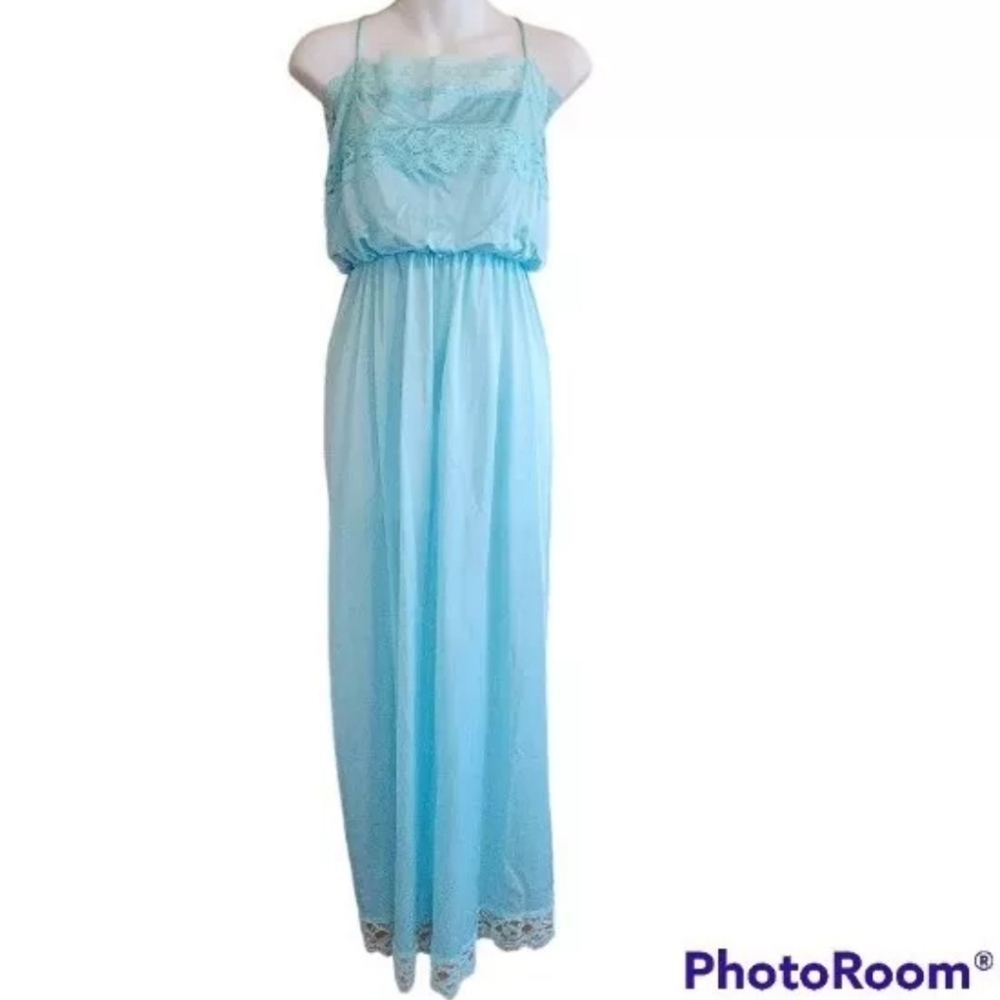 Vintage Women's Queens Way to Fashion Beautiful Nightgown/Slip Full Length Large